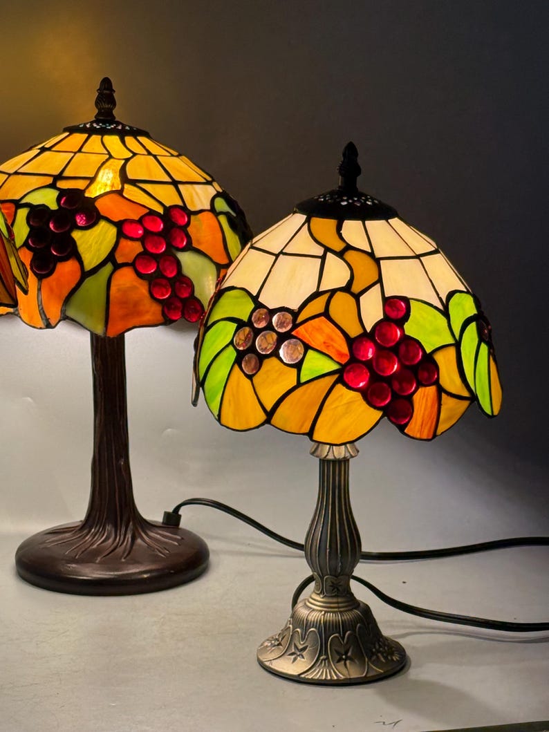 Floral Tiffany Table Lamp, Home Decor, Handmade Antique Lighting, Flower Tiffany lamp